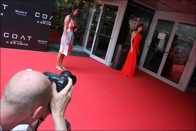  Angelina Jolie | Photocall in Moscow 